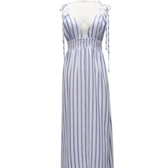 Lilyful Dresses & Skirts - Lilyful Women's Backless Boho Maxi Dress 👗